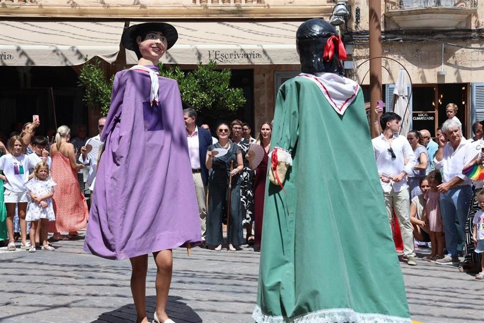 La presidenta del Govern, Marga Prohens, en las fiestas de Sant Roc de Porreres