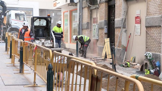 Archivo - Obras en la calle