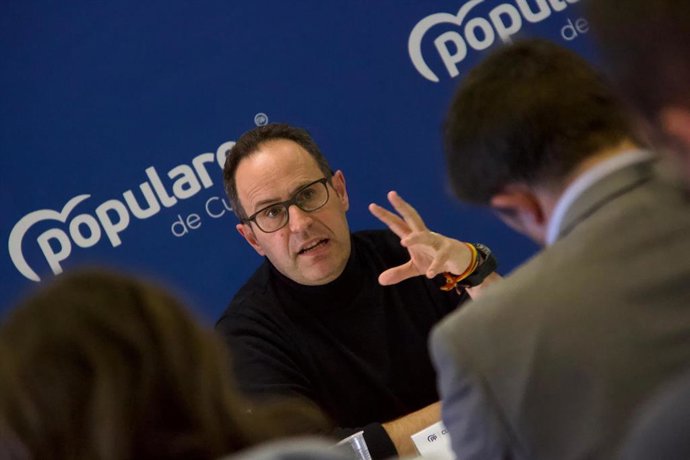 Archivo - El presidente del Partido Popular de Cuenca y diputado regional, José Martín-Buro