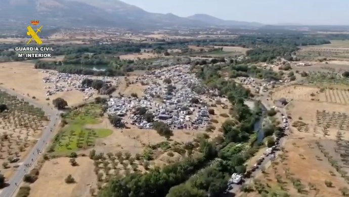 Imagen de la rave ilegal de La Granja (Cáceres).