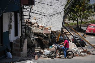 Colombia rebaja a casi 290 los muertos y eleva a cerca de 4.150 los heridos por el seísmo del pasado lunes