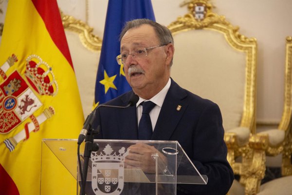 Vivas anuncia que trasladará al Poder Judicial que Ceuta "está en peligro" y defiende que no se van a "rendir"