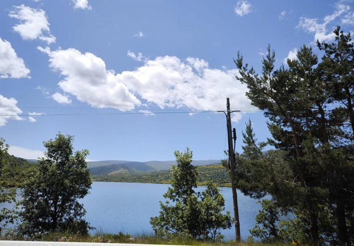 Archivo - Embalse de Pajares en La Rioja
