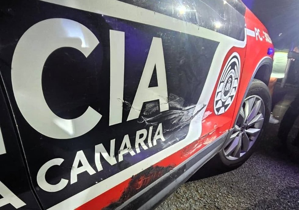 Coche de la Policía Canaria