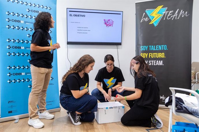 Archivo - Nace 'BeSTEAM FEST', un programa destinado a fomentar las vocaciones científicas y tecnológicas entre alumnas de la ESO