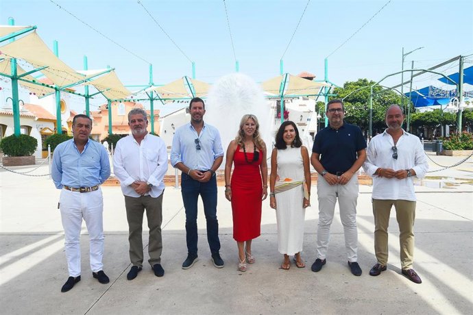 La vicepresidenta tercera, consejera de Economía, Hacienda y Fondos Europeos y portavoz del Gobierno de la Junta de Andalucía, Carolina España, en la Feria de Málaga