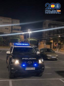 Un vehículo de la Policía Nacional en El Ejido (Almería).