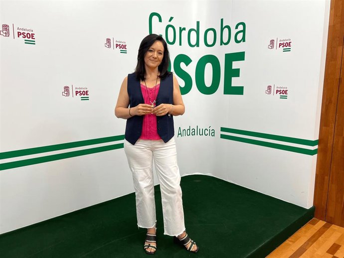 La secretaria general del PSOE de Córdoba, Rafi Crespín, en la sede provincial de su partido.