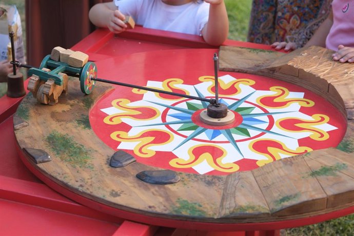 Juegos en el Palacio de Ezpeleta.