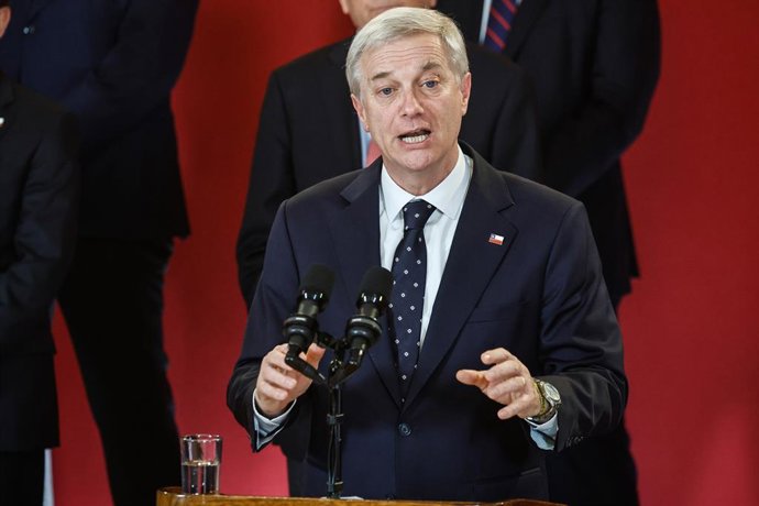 Santiago, 14 de Agosto de 2026.  El Presidente de la Republica, Jose Antonio Kast, realiza cambio de gabinete en la cartera de deportes, sale Natalia Duco y entra Francisco Riveros  Diego Martin /Aton Chile