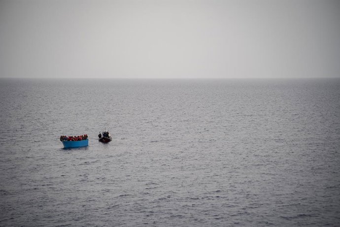 Archivo - Italy - Mediterranean sea -  May 1, 2021.Mediterranean sea / Libya  - Italy.Migrants rescued by Sea Watch rescue vessel near the Italian coasts.  .Sea-Watch 4 rescues 308 people from distress in 2 days.Rescue operation May 1, 2021