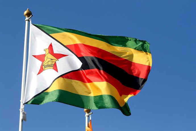 Archivo - Bandera de Zimbabue