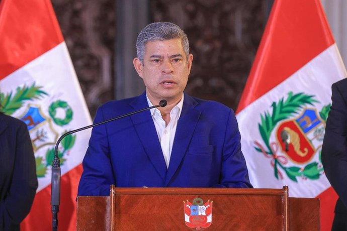 Perú.- Premier destaca articulación del Gobierno para garantizar abastecimiento de combustibles