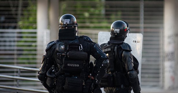 El Gobierno de Colombia denuncia el posible secuestro de tres funcionarios de Policía a manos del ELN