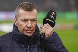 Archivo - November 27, 2025, Deventer, Netherlands: DEVENTER , 27-11-2025 , Stadium De Adelaarshorst , season 2025 / 2026 , UEFA Europa League football , League phase matchday 5 , match between Go Ahead Eagles and VFB Stuttgart , final result 0-4, picture