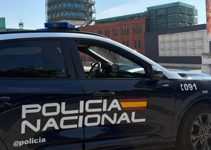 Archivo - Coche de la Policía Nacional de Valladolid.