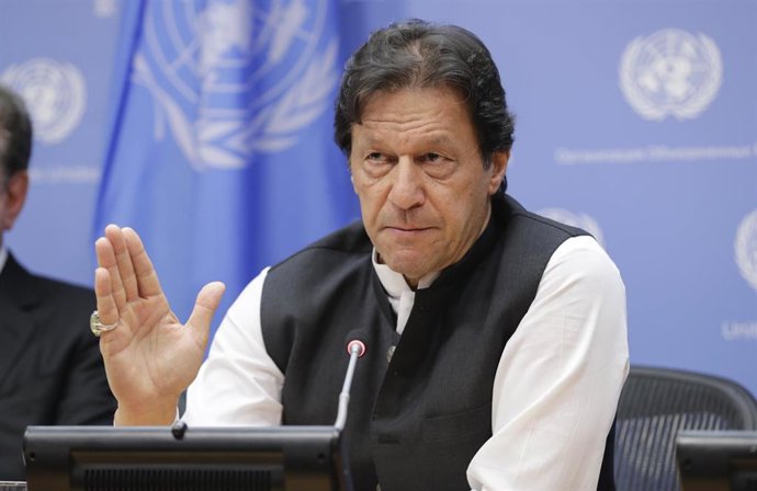 Archivo - El ex primer ministro de Pakistán Imran Jan