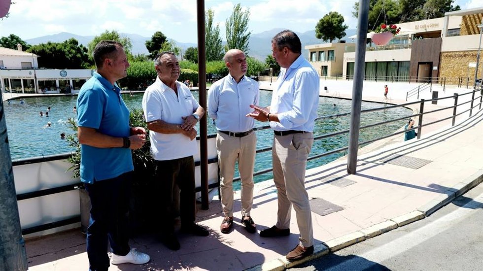 El presidente de la Diputación visita las obras del Camino Poveda y la Balsa de Cela.
