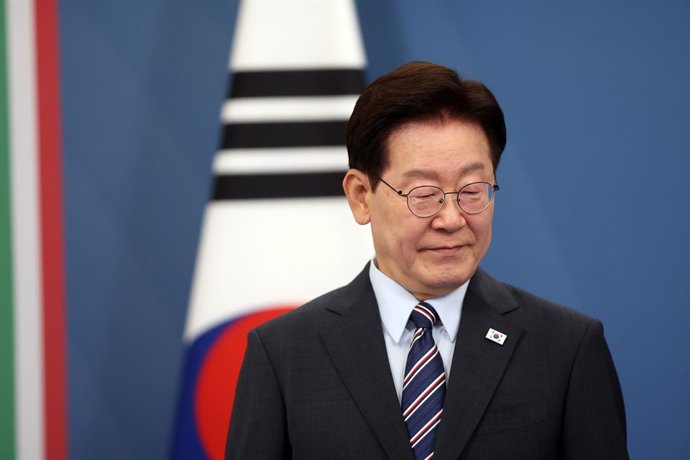 Archivo - June 12, 2026, Rome, Italy: The President of the Republic of Korea, Lee Jae Myung, attends the meeting at Villa Doria Pamphilj. At Villa Pamphili, Prime Minister Giorgia Meloni met with the President of the Republic of Korea, Lee Jae Myung. The 