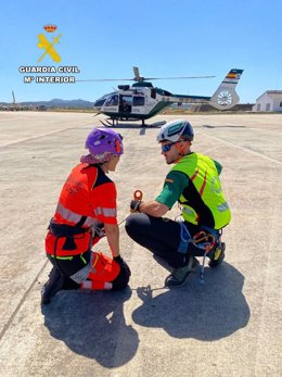 Auxilian a un motorista que sufrió un golpe de calor mientras hacía una ruta en Ariany.