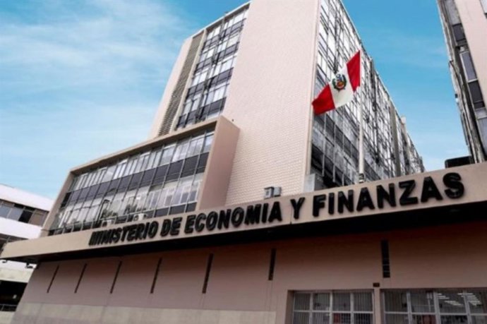 Archivo - Perú.- MEF: nuevo reglamento mejorará planificación y sostenibilidad de inversiones públicas