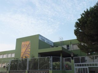Vista de la fachada del Instituto de Educación Secundaria (IES) Torre Almirante de Algeciras