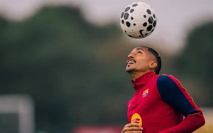 El delantero brasileño del FC Barcelona Raphinha durante un entrenamiento.
