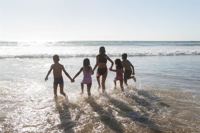 Archivo - Niños, menores de edad