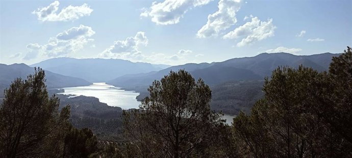 Archivo - Embalse del Tranco, en la provincia de Jaén, en una imagen de archivo.