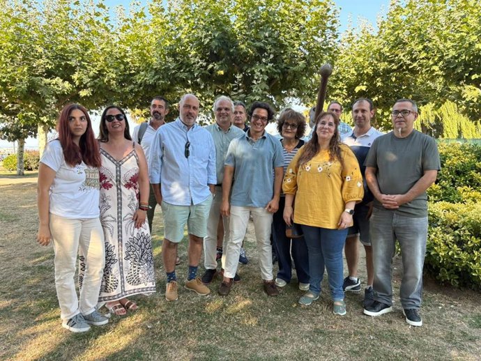 El Diputado De Vox En El Congreso José María Figaredo Visita El Municipio Coruñés De Sada