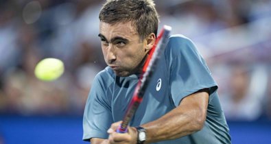 Tenis