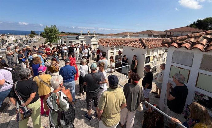 Homenaje en Ciriego a Rafael Rodríguez Rapún, secretario de La Barraca y pareja de García Lorca, enterrado en este cementerio
