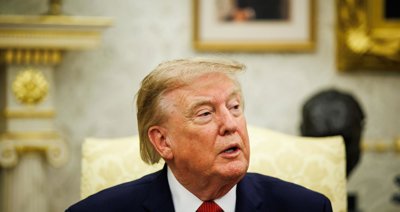Trump anuncia un aplazamiento de tres días de los aranceles de EEUU contra Canadá