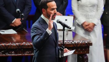 Política