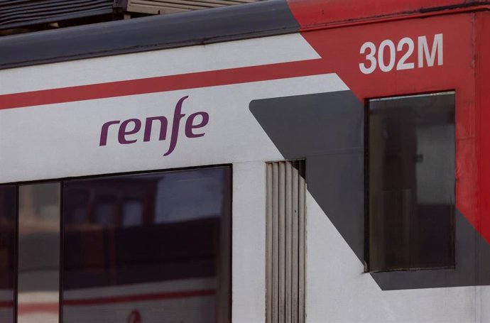 Archivo - Archivo.- Tren de la red de Cercanías Madrid