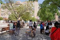 La alcaldesa de Granada recalca que no hay daños estructurales graves: "Las viviendas son seguras si hay réplicas"