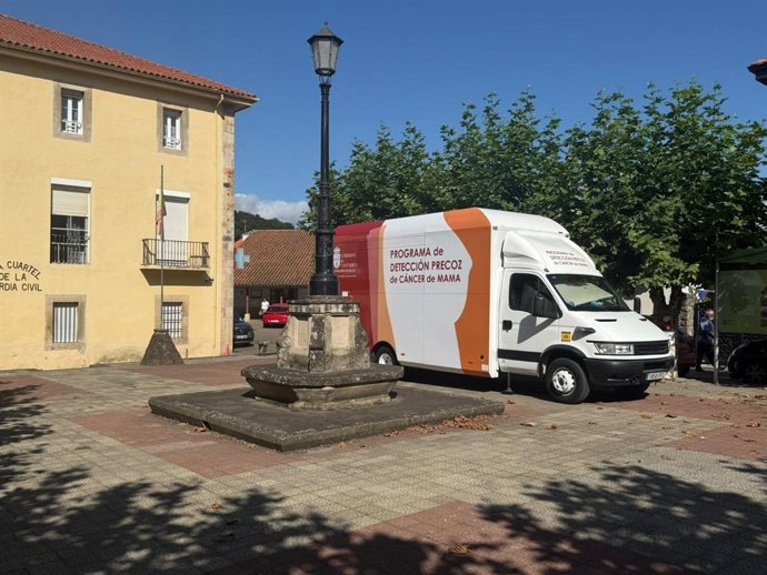 Unidad móvil de cribado de cáncer de mama