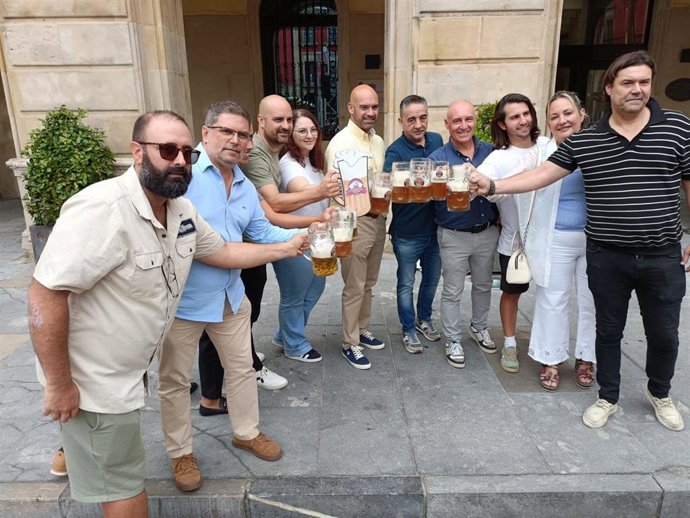 Presentación, en el Ayuntamiento de Gijón, del 'Oktoberfest' 2026.