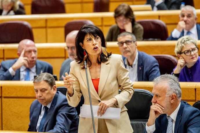 Archivo - La ministra de Igualdad, Ana Redondo, interviene durante una sesión de control al Gobierno en el Senado, a 3 de marzo de 2026, en Madrid (España). 