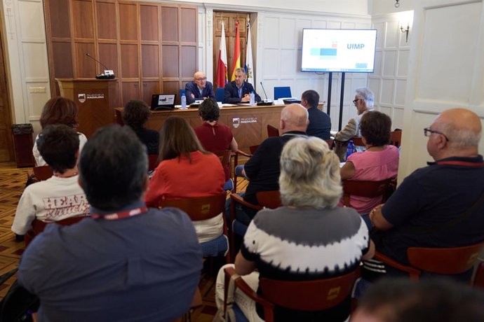 Abertura do encontro “O mundo de amanhã. Geopolítica da incerteza”.