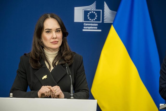 Archivo - Arquivo - 4 de fevereiro de 2025, Bruxelas, Bélgica: A vice-chefe do Gabinete do Presidente da Ucrânia, Iryna Mudra, dá uma entrevista coletiva na sede da Comissão Europeia, em Bruxelas, Bélgica, em 04/02/2025, após a reunião do Grupo Central so