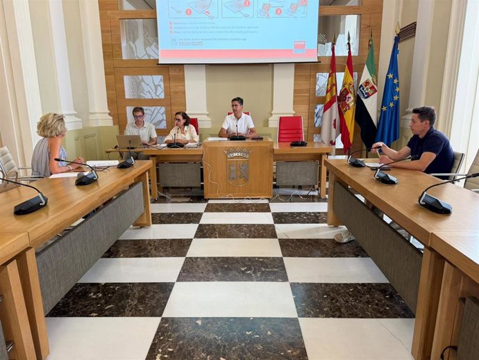 Mesa de Contratación del Ayuntamiento de Cáceres