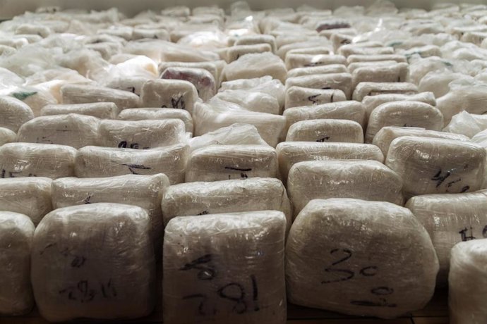 Archivo - La droga incautada por la Policía Nacional durante la desarticulación del cártel de Sinaloa en España, en el Complejo Policial de Canillas, a 16 de mayo de 2024, en Madrid (España). La Policía Nacional ha desarticulado la infraestructura en Espa