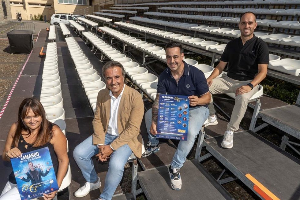 Presentación del Festival Internacional de la Magia y lo Visual de Camargo.