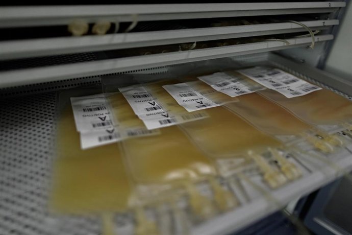 Archivo - Imagen de recurso de plaquetas almacenadas.