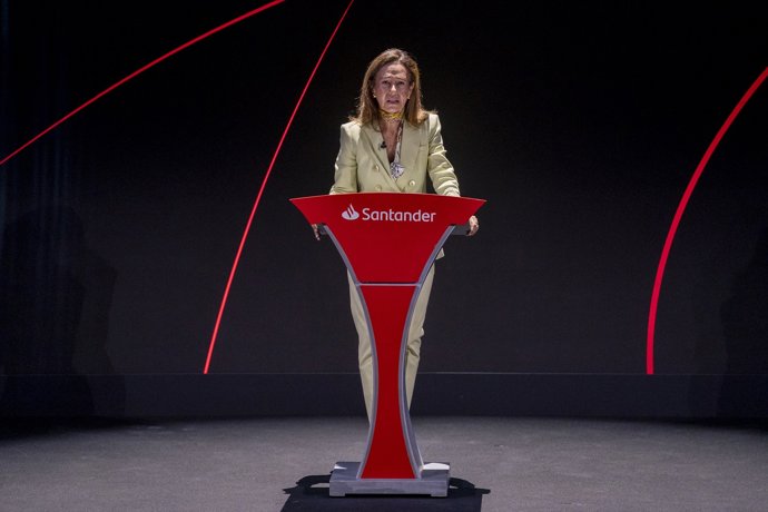 La presidenta de Banco Santander, Ana Botín