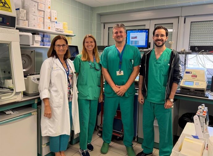 Equipo que ha desarollado un test rápido para identificar bacterias multirresistentes frente a antibióticos
