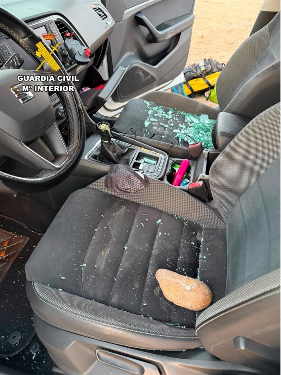 Detenido el presunto autor de 27 robos con fuerza a vehículos cometidos en el sur de Tenerife