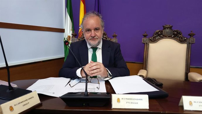 El concejal del Área Económica del Ayuntamiento de Jaén, Francisco Lechuga.