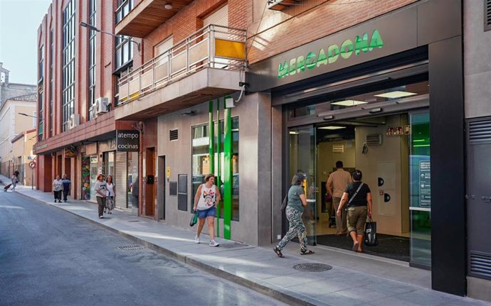 Mercadona estrena en Guadalajara su nuevo modelo de 'Tienda 9' en C-LM.
